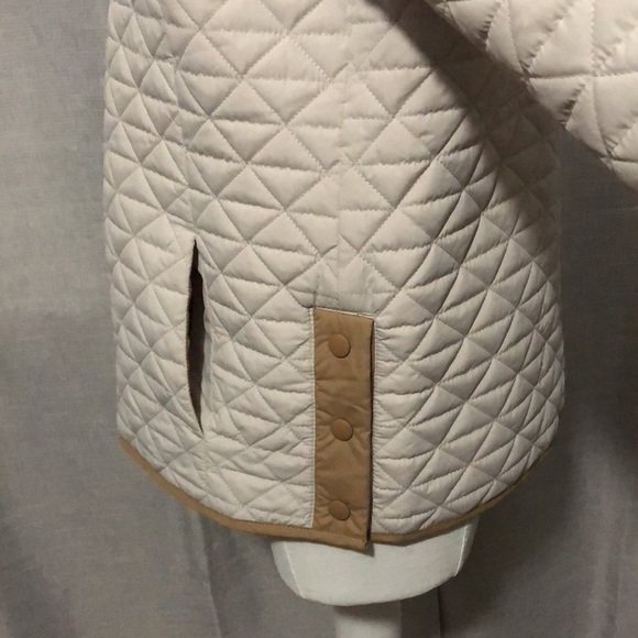 Gorgeous NWOT LANDS’ END Prima Loft Pull Over-S 6-8) Light Stone/Tan Trim-Snaps - Picture 7 of 17